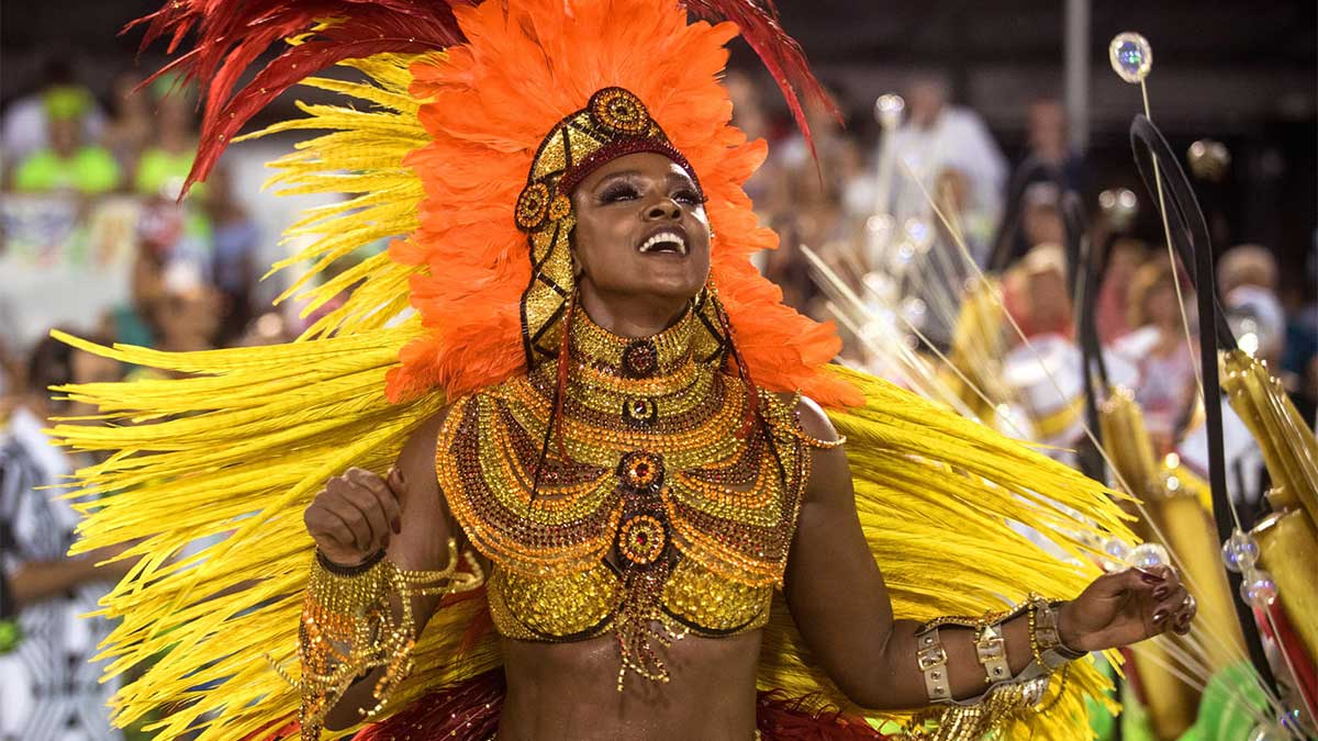 Tancerka na karnawale w Rio